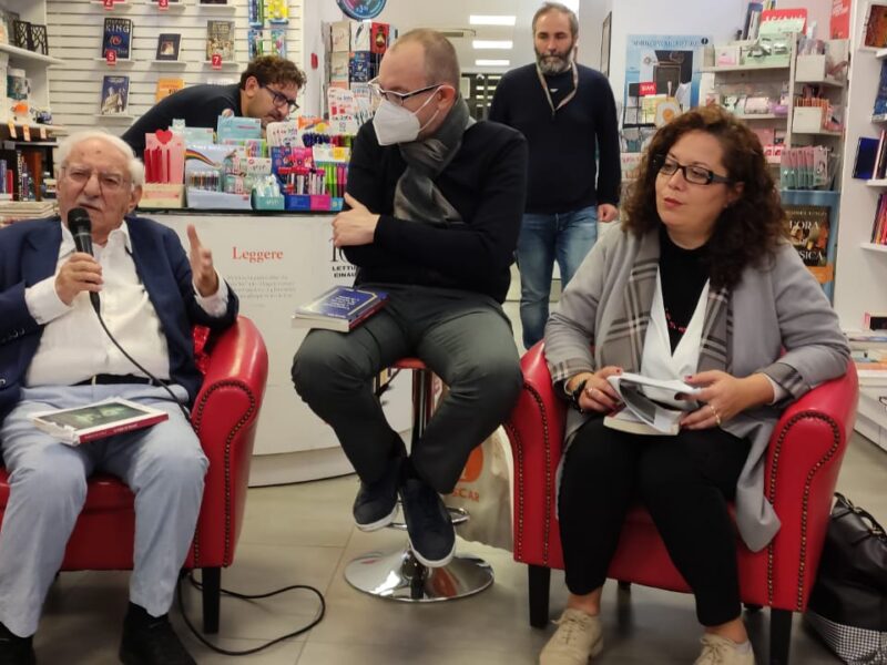 Presentazione del Legal Thriller di Marcello Vitale Mondadori Book Store 11