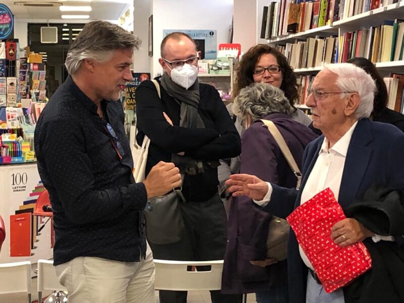 Presentazione del Legal Thriller di Marcello Vitale Mondadori Book Store 4